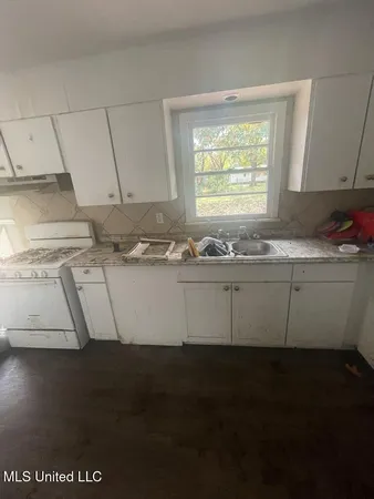 $72,900 | 1043 Deryll Street, Jackson, MS 39212