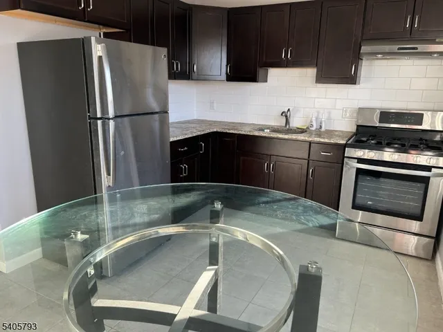 $1,700 | 76 Main Street, Chatham, NJ 07928