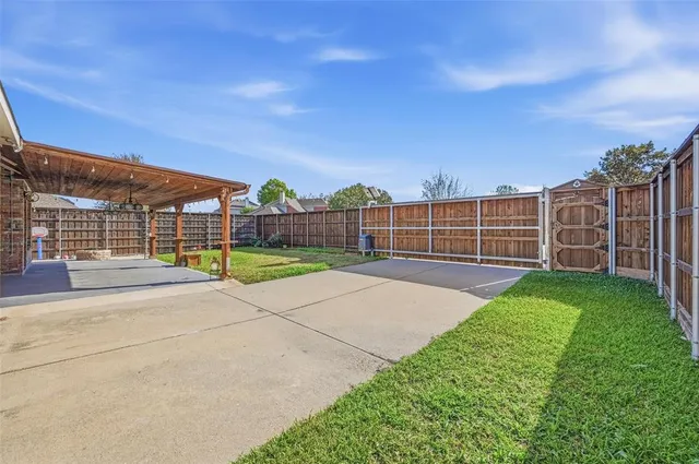 $3,100 | 1718 Clarke Springs Drive, Allen, TX 75002