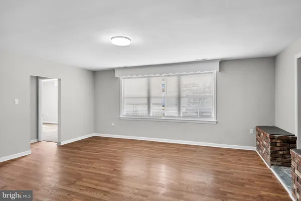 $3,800 | 245 Gibbsboro Road, Clementon, NJ 08021