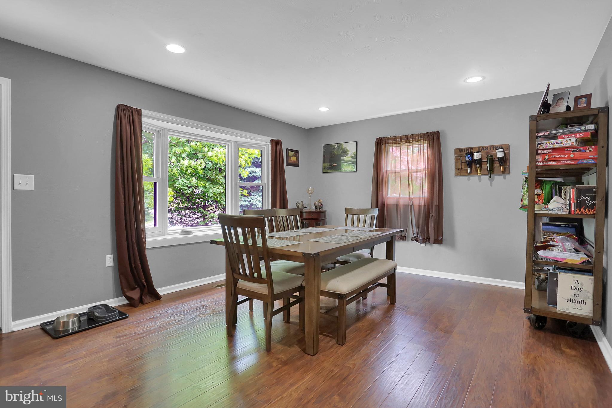 2081 Grandview Road Hanover, PA 17331 - Photo 4 of 30