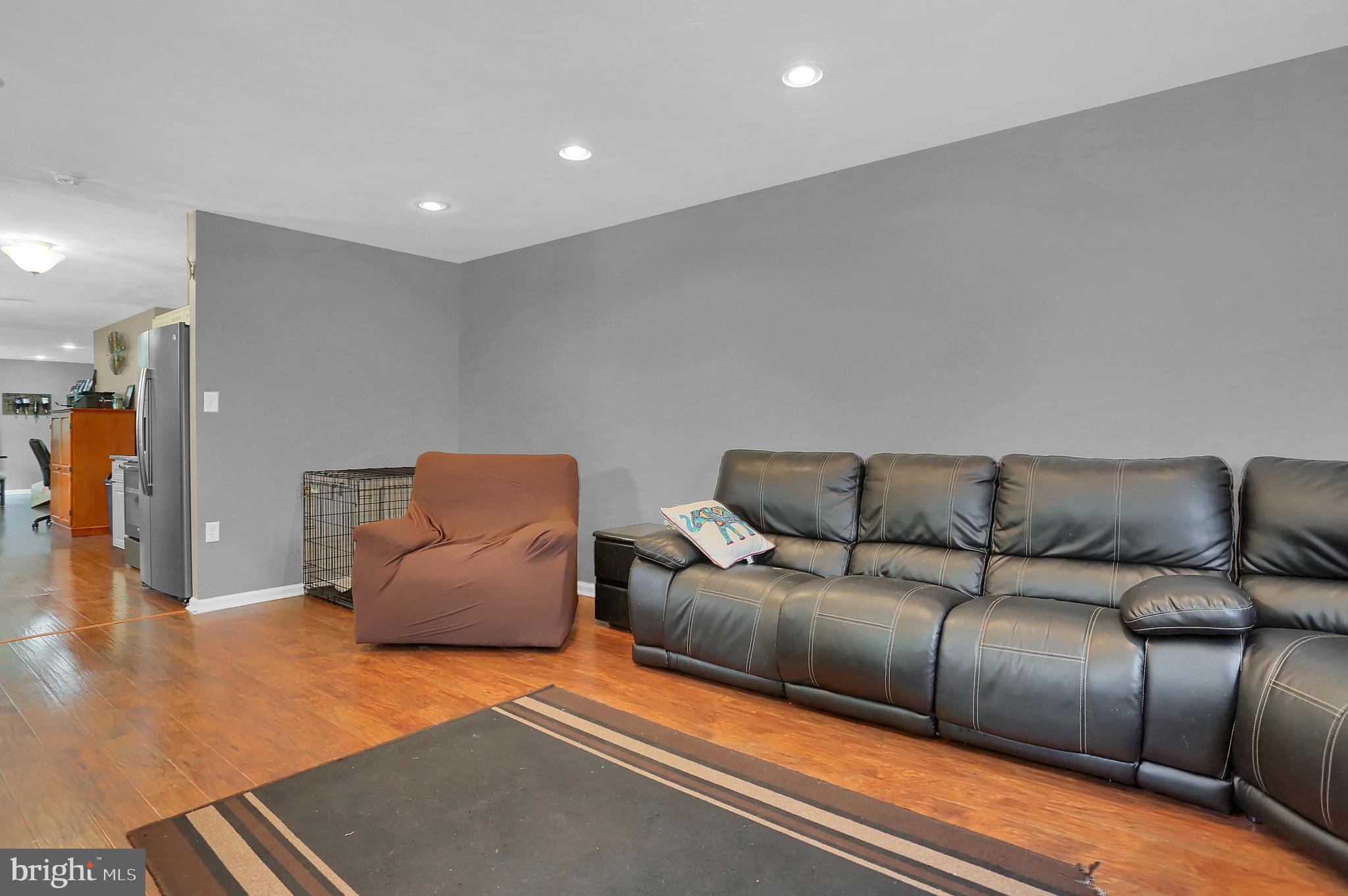 2081 Grandview Road Hanover, PA 17331 - Photo 8 of 30