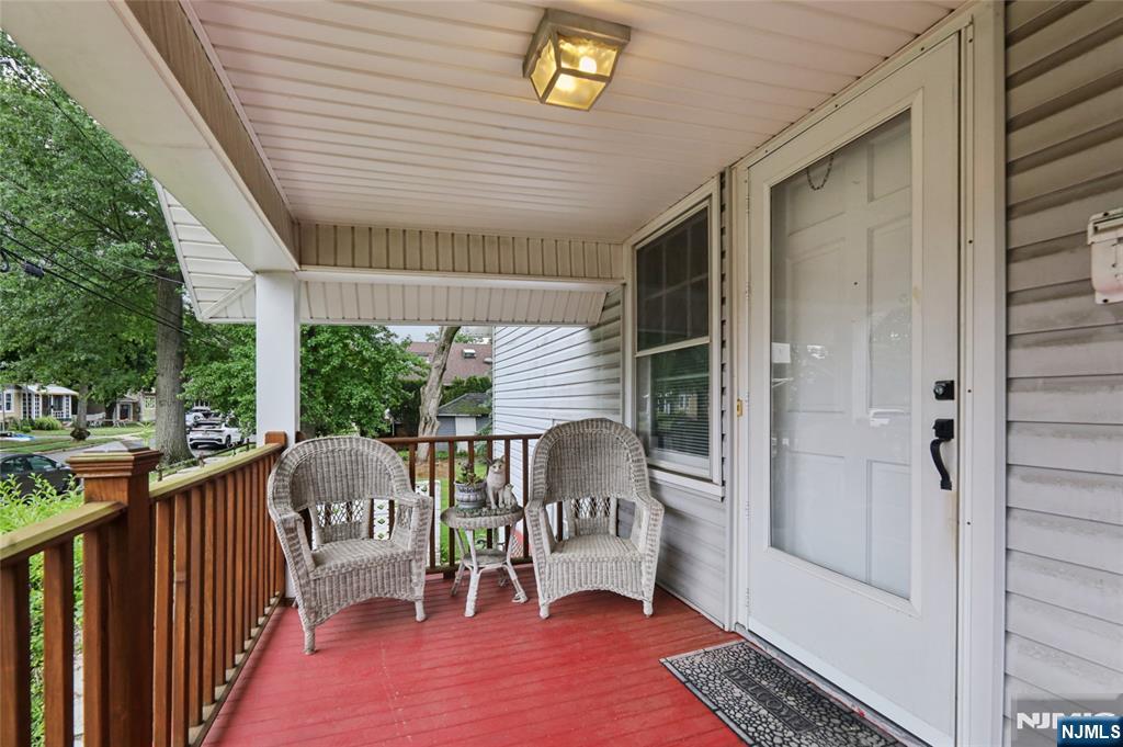 485 River Road New Milford, NJ 07646 - Photo 3 of 26