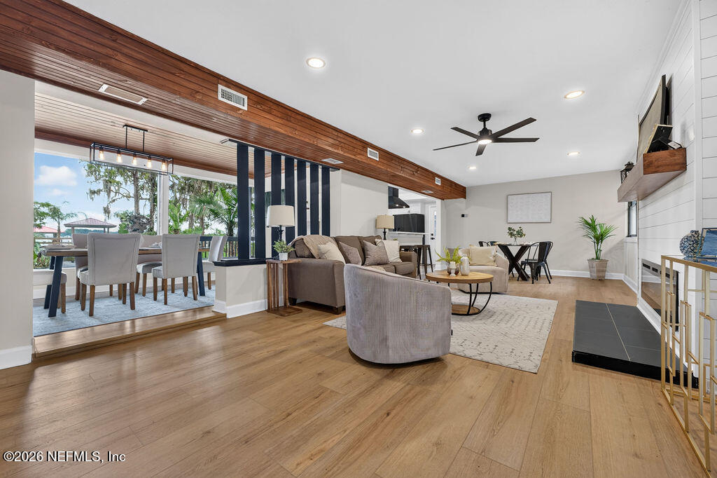 2778 Holly Point Road West Orange Park, FL 32073 - Photo 3 of 56 P2246846