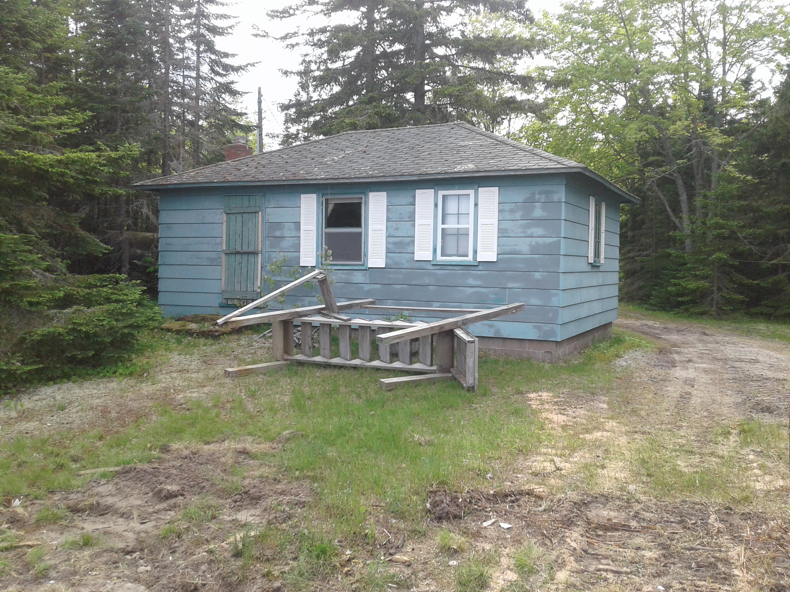 9976 North Whitefish Point Road Paradise, MI 49768 - Photo 6 of 12 Gallery Image 6