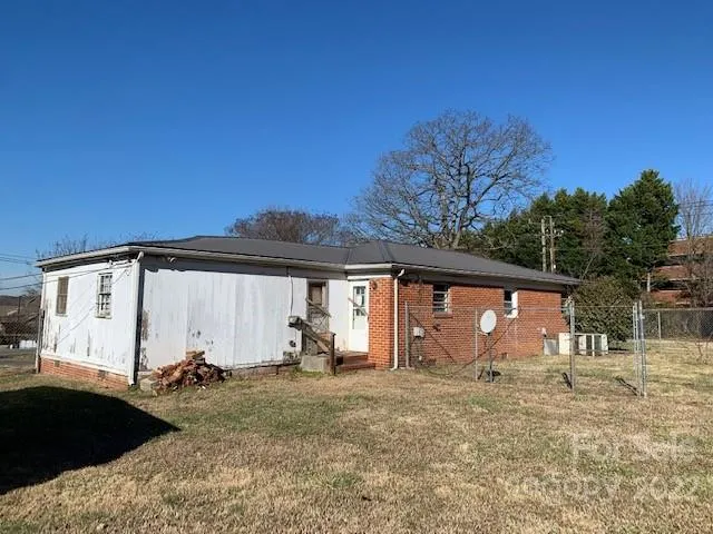 $750,000 | 408 Clark Boulevard, Charlotte, NC 28262