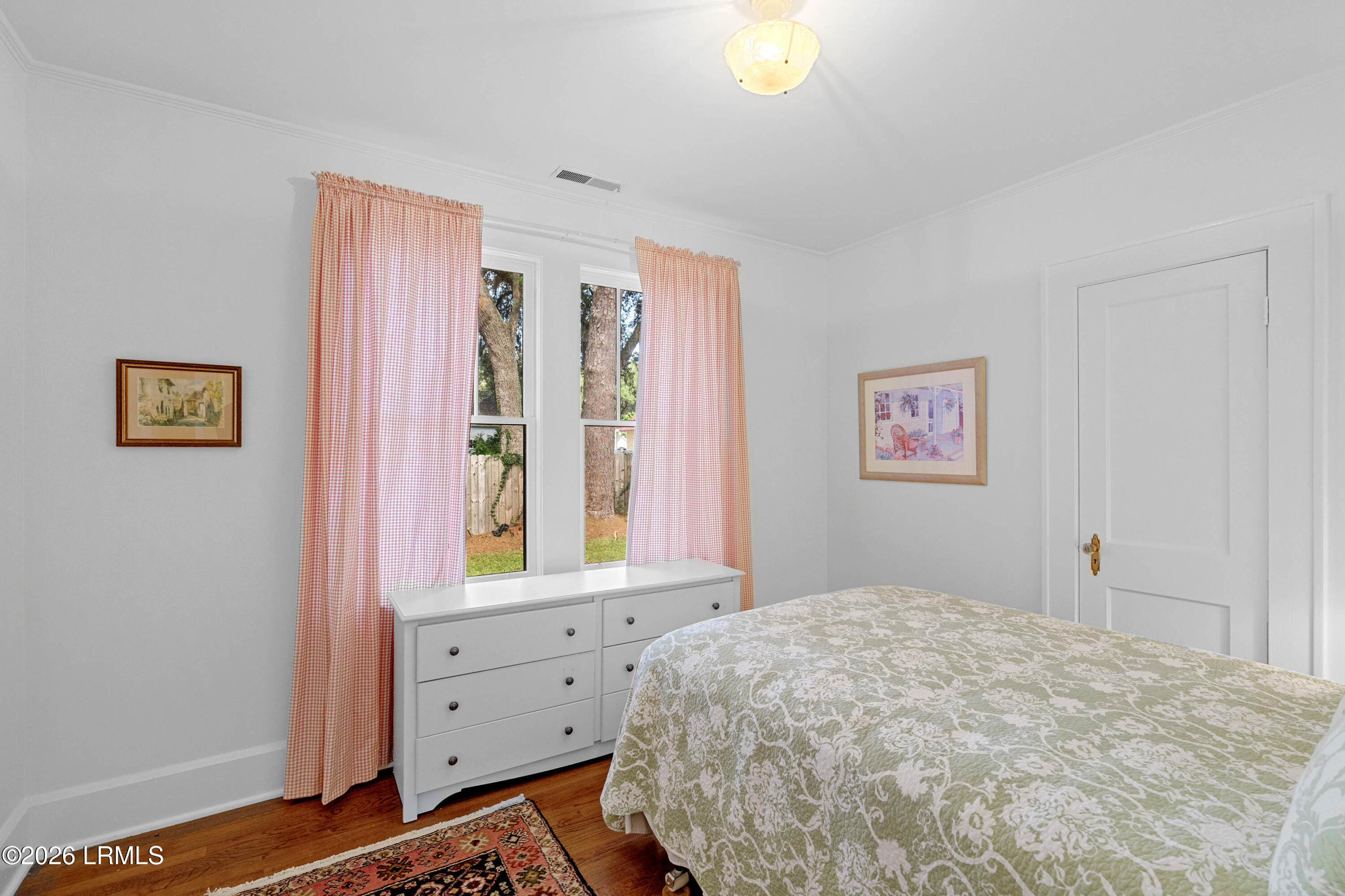 513 Ribaut Road Beaufort, SC 29902 - Photo 31 of 39 513 Ribaut-41