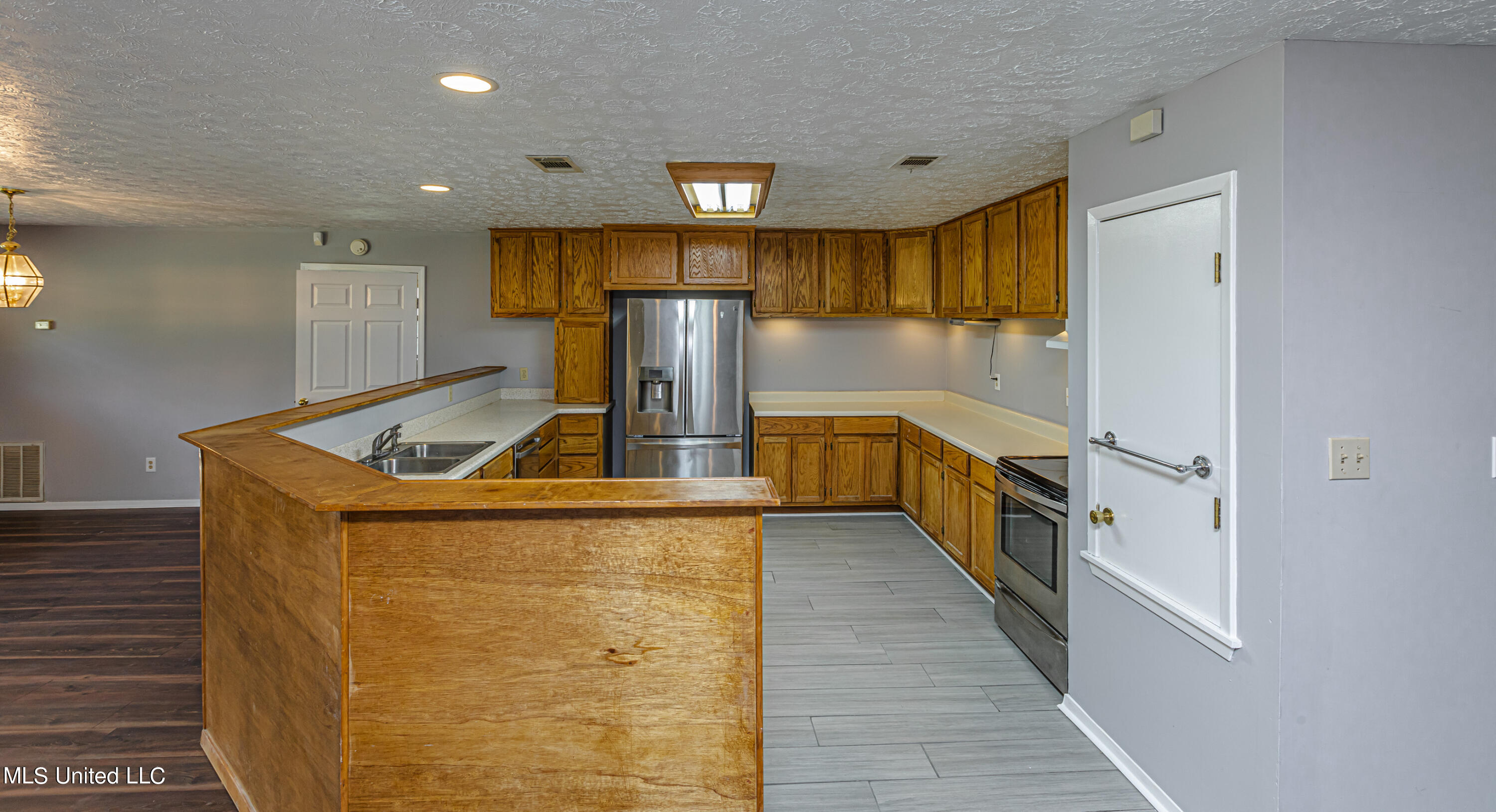 182 B 12 Oaks Road Canton, MS 39046 - Photo 11 of 37 926A0696
