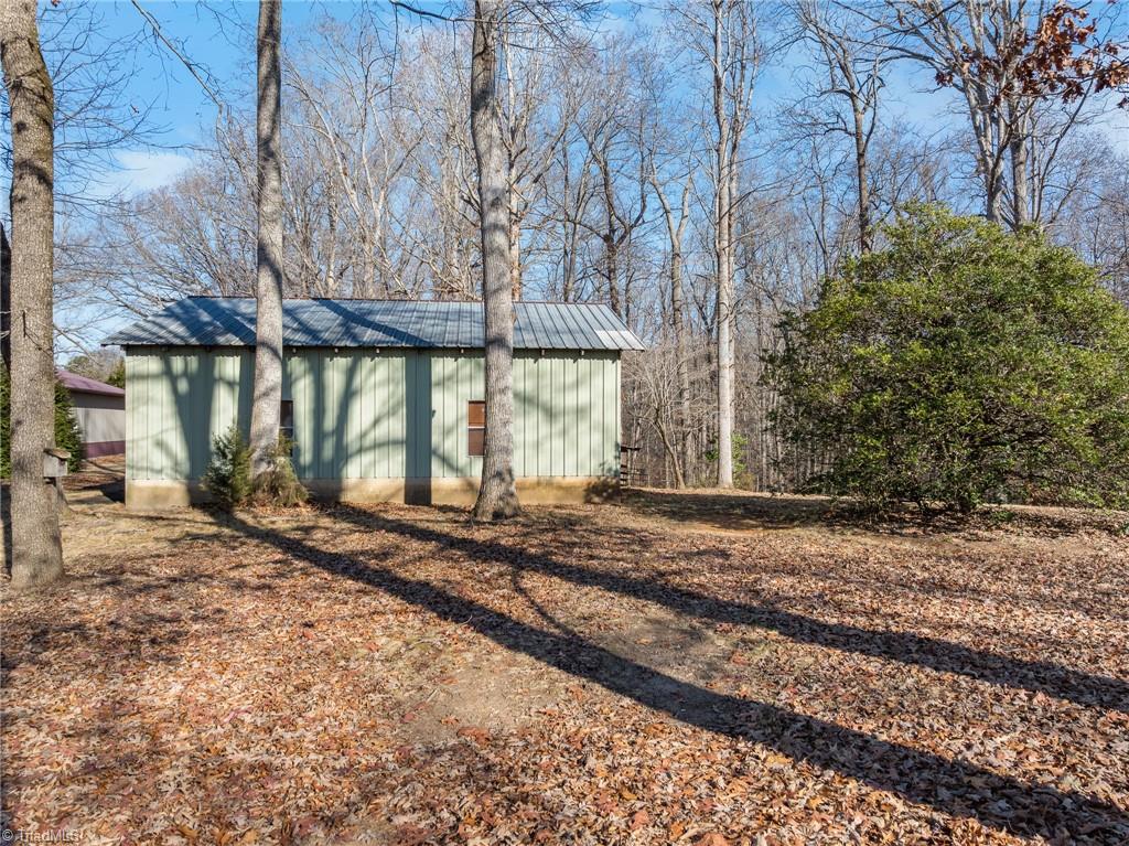 2730 Hickory Tree Road Winston-Salem, NC 27127 - Photo 6 of 32