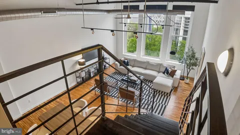 $389,000 | 1027 Arch Street, Unit 302, Philadelphia, PA 19107