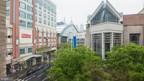 $389,000 | 1027 Arch Street, Unit 302, Philadelphia, PA 19107