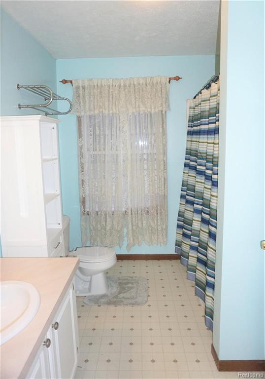 4345 Livernois Road Troy, MI 48098 - Photo 18 of 25