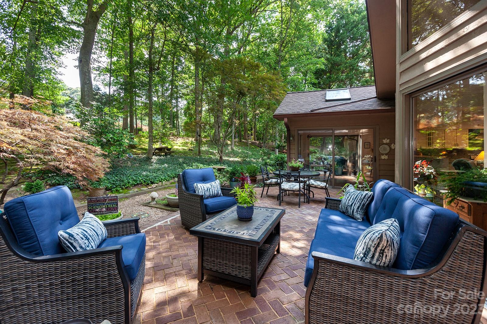 19 Tanglewood Road Lake Wylie, SC 29710 - Photo 32 of 46 Gallery Image 32