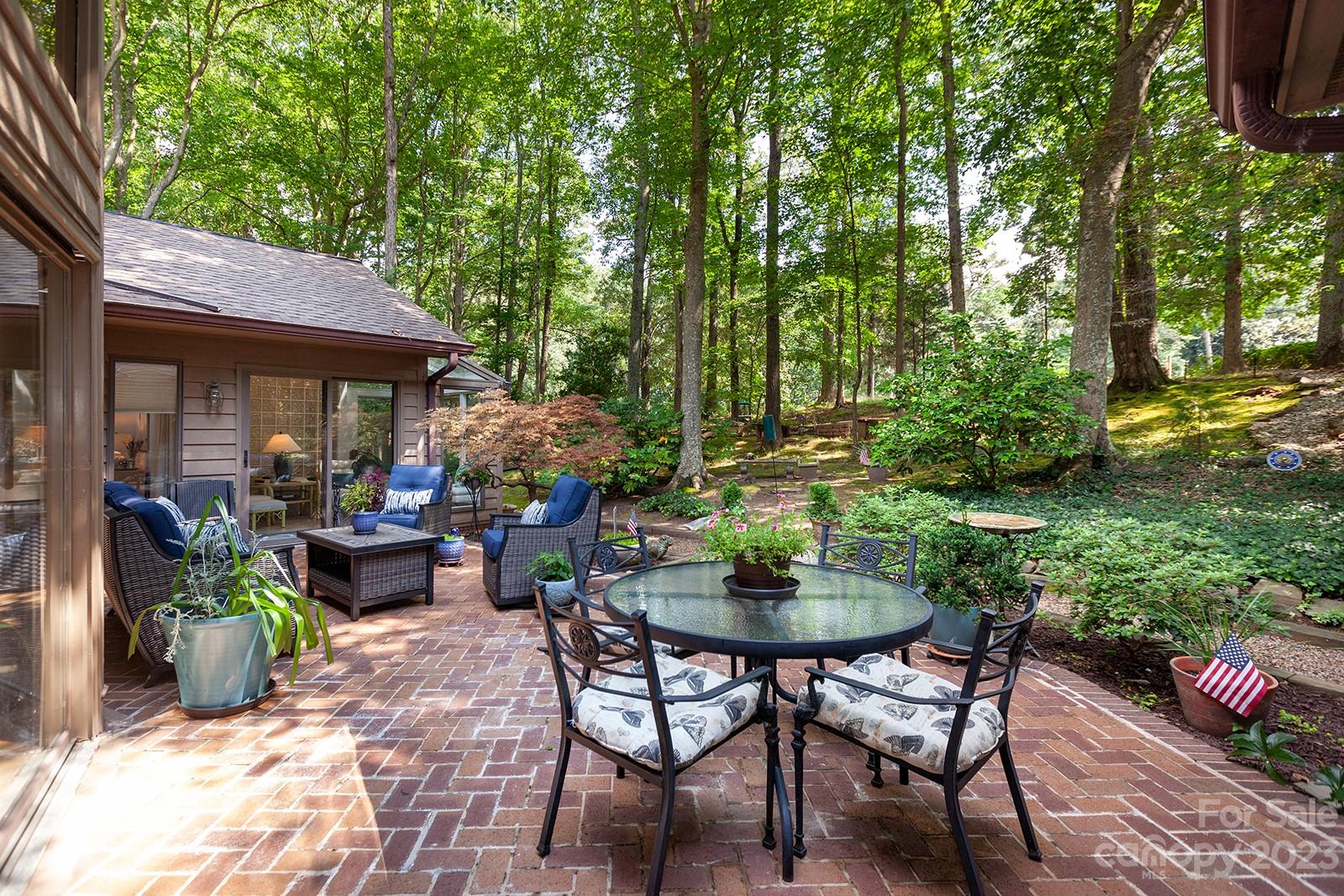 19 Tanglewood Road Lake Wylie, SC 29710 - Photo 33 of 46 Gallery Image 33