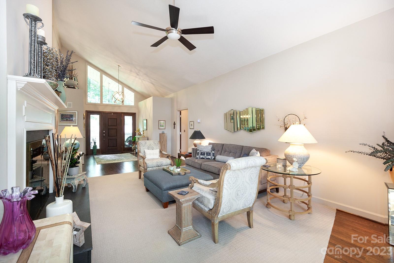 19 Tanglewood Road Lake Wylie, SC 29710 - Photo 6 of 46 Gallery Image 6