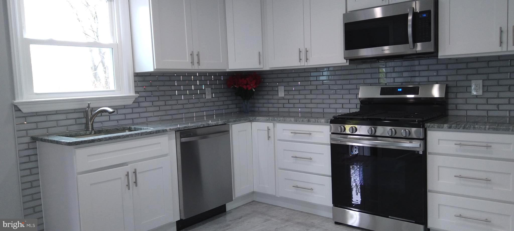 19 Gedney Road Lawrence Township, NJ 08648 - Photo 5 of 41 Gallery Image 5