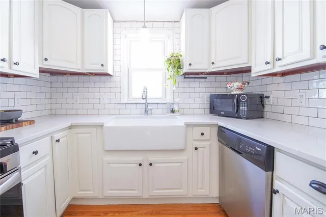 $324,500 | 1713 Virginia Lane, St. Louis, MO 63122