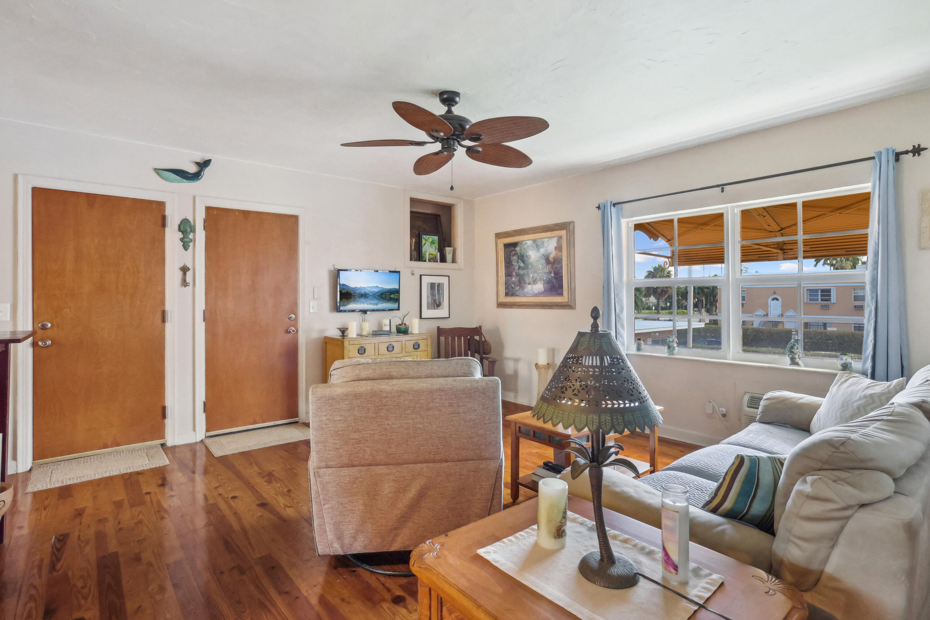31 South Golfview Road, Unit 13 Lake Worth Beach, FL 33460 - Photo 13 of 32 0E2A5897