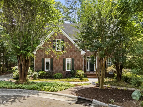 $850,000 | 103 Parkgrove Court, Cary, NC 27519