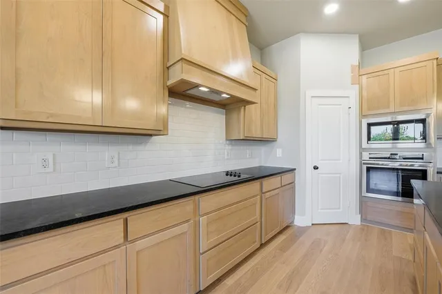 $567,900 | 1024 Silver Sage Trail, Weatherford, TX 76085