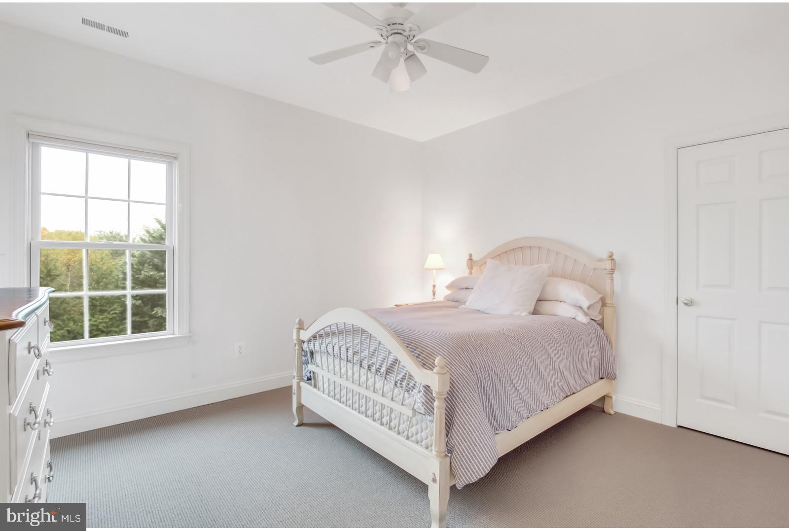 603 Hawkshead Road Lutherville-Timonium, MD 21093 - Photo 21 of 28 LARGE BEDROOM 2 WITH WALK IN CLOSET