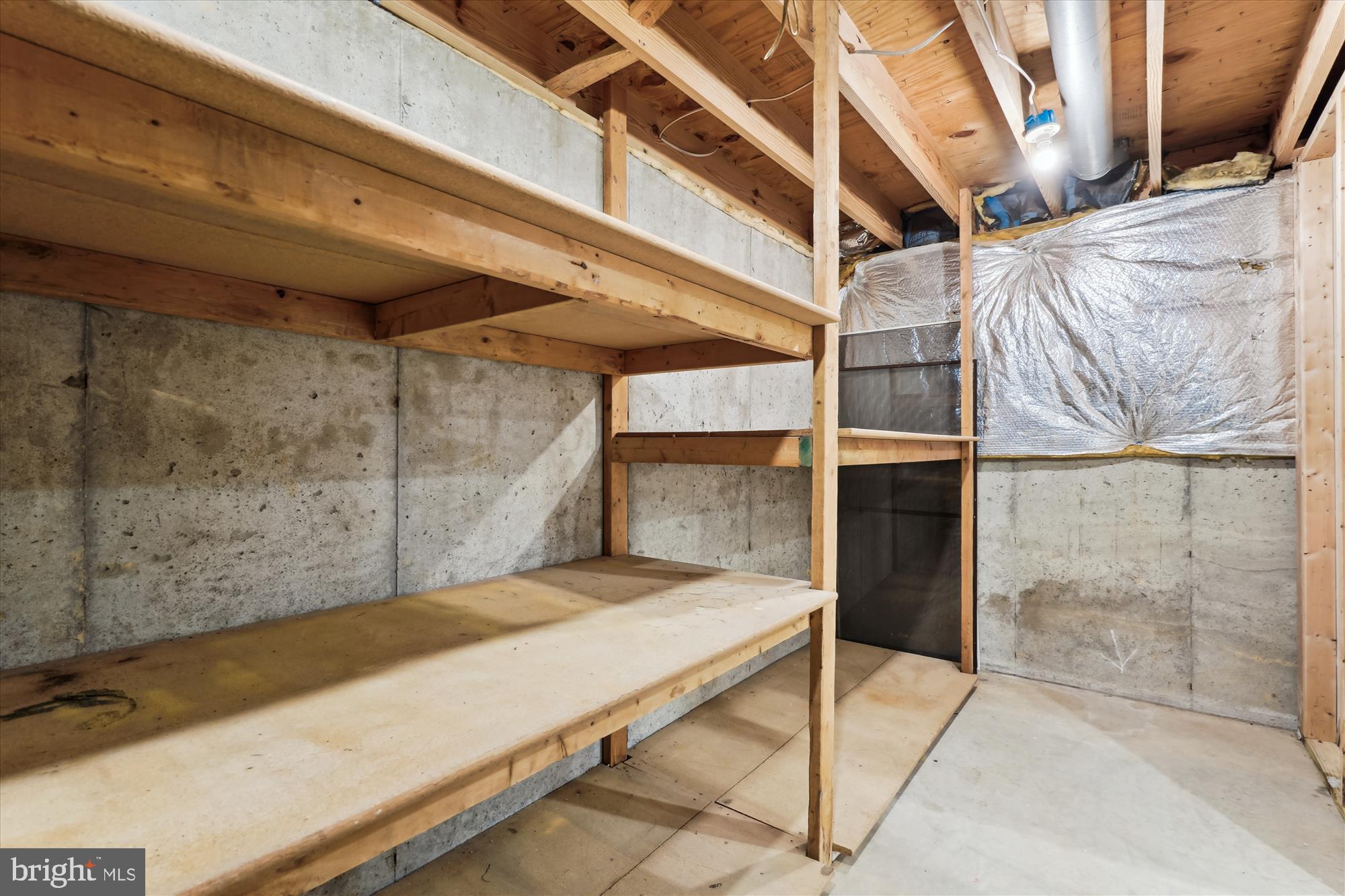 5427 Rilian Court Burke, VA 22015 - Photo 45 of 63 a bathroom with a tub and shower