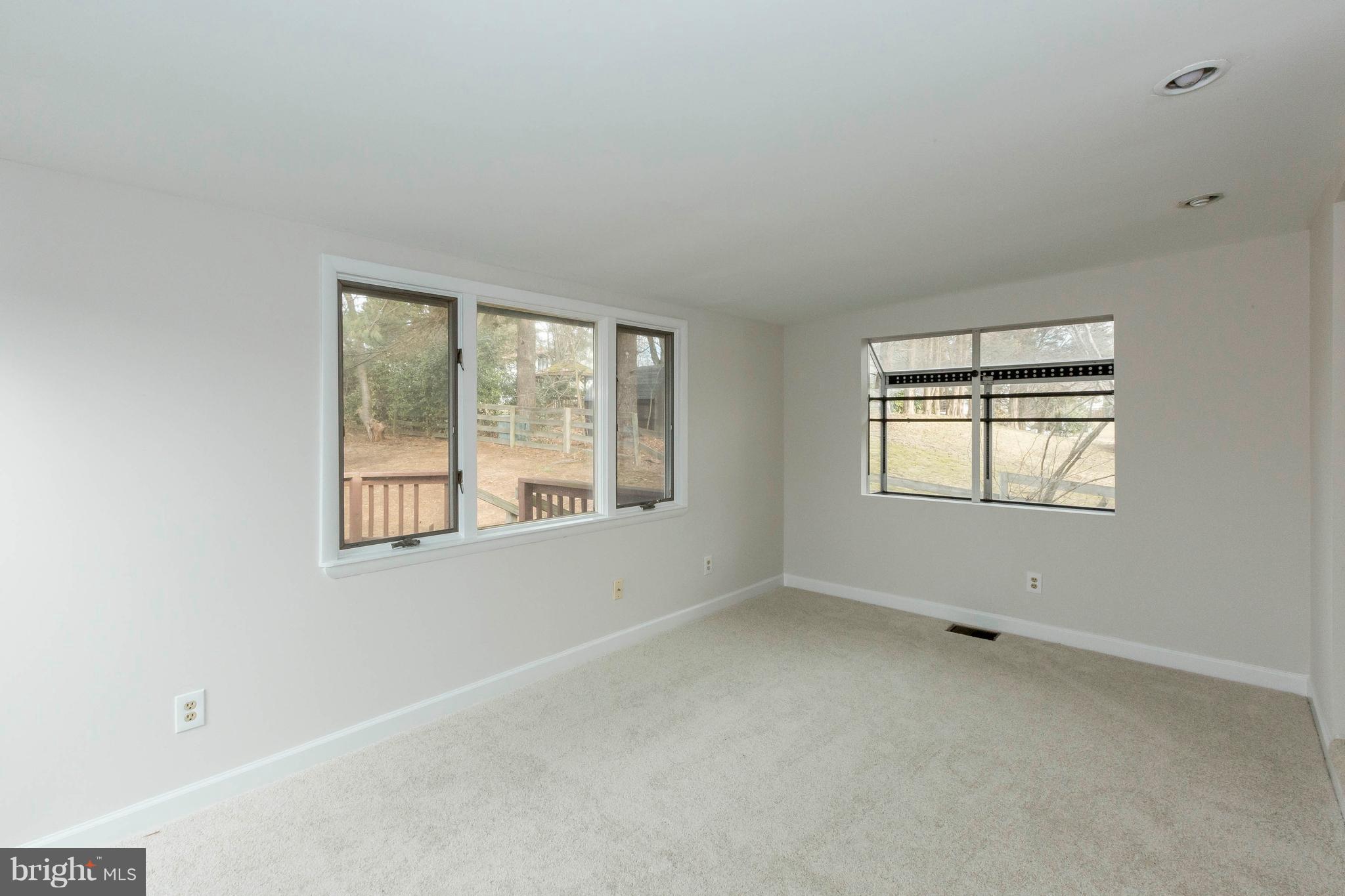 6158 Stevens Forest Road Columbia, MD 21045 - Photo 8 of 30 an empty room with windows