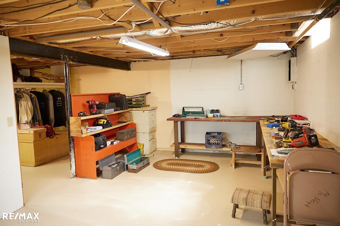 2557 Chicago Road Warren, MI 48092 - Photo 46 of 63