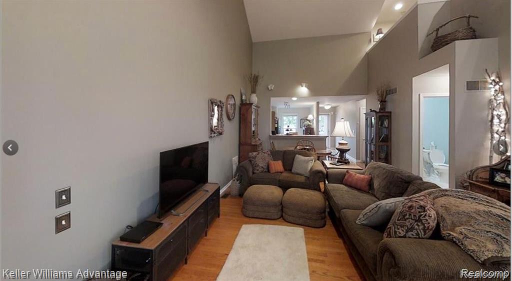 116 Pondview Court Brighton, MI 48116 - Photo 5 of 12
