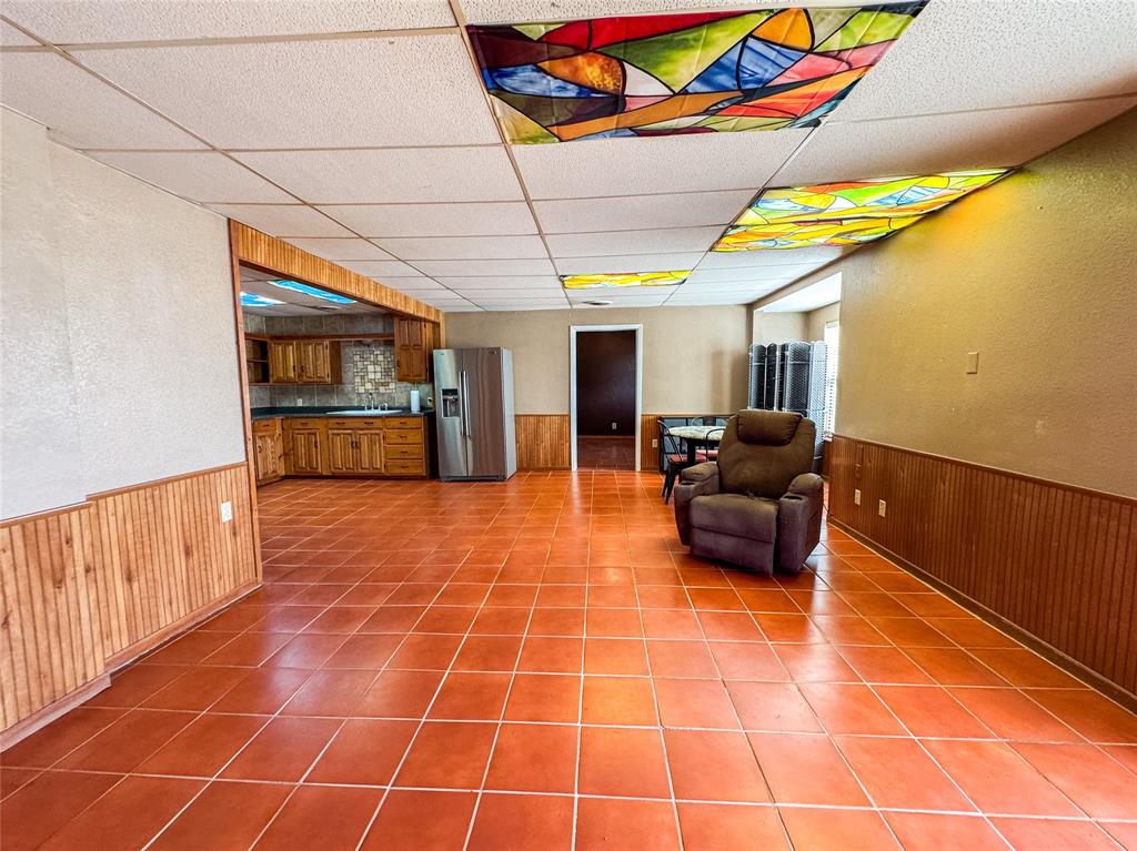 705 N Avenue East, Unit 2 Haskell, TX 79521 - Photo 3 of 29
