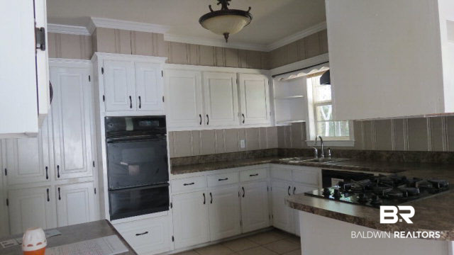1100 Matterhorn Street Mobile, AL 36608 - Photo 3 of 10