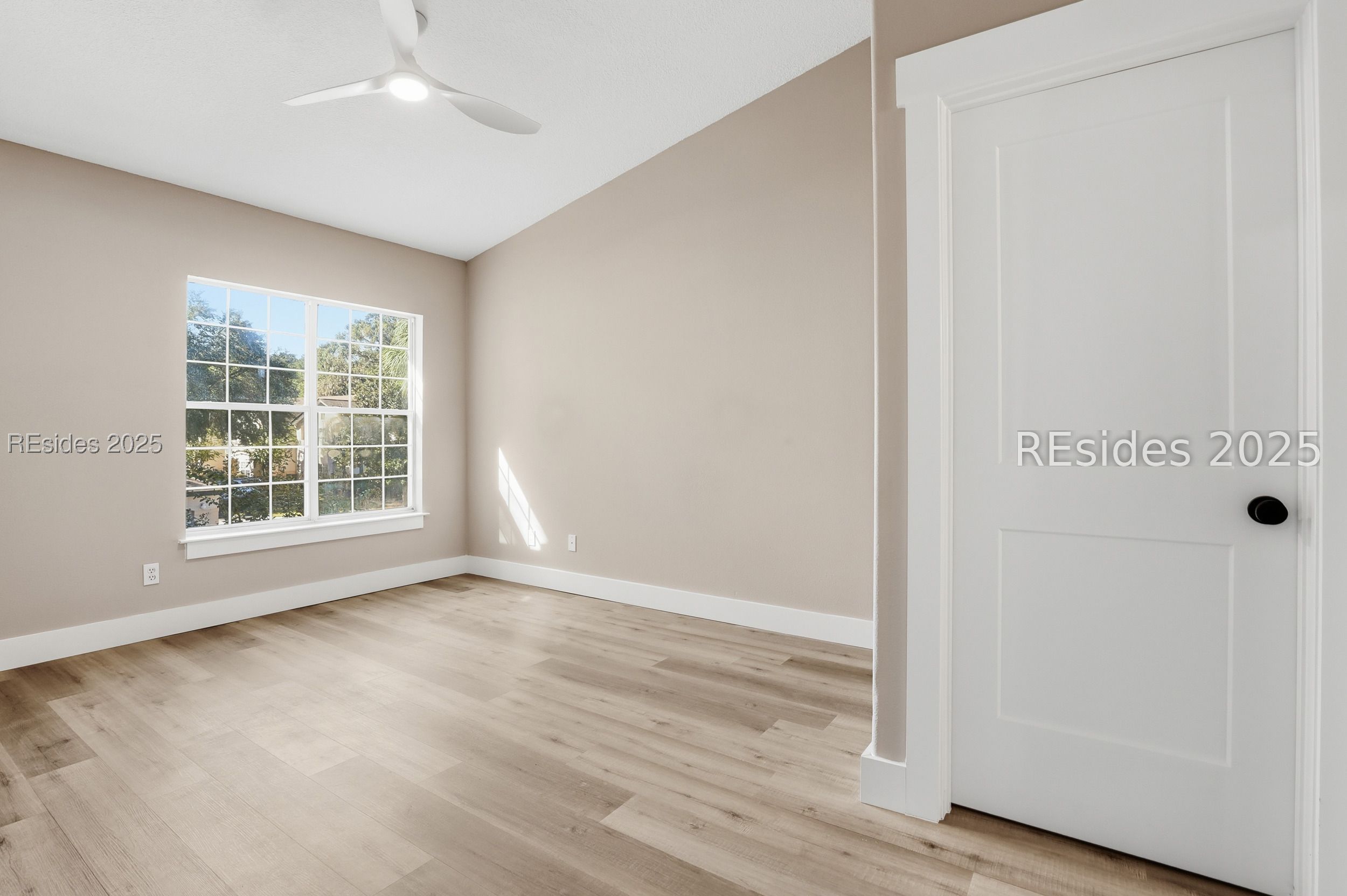 897 Fording Island Road, Unit 1005 Bluffton, SC 29910 - Photo 19 of 38