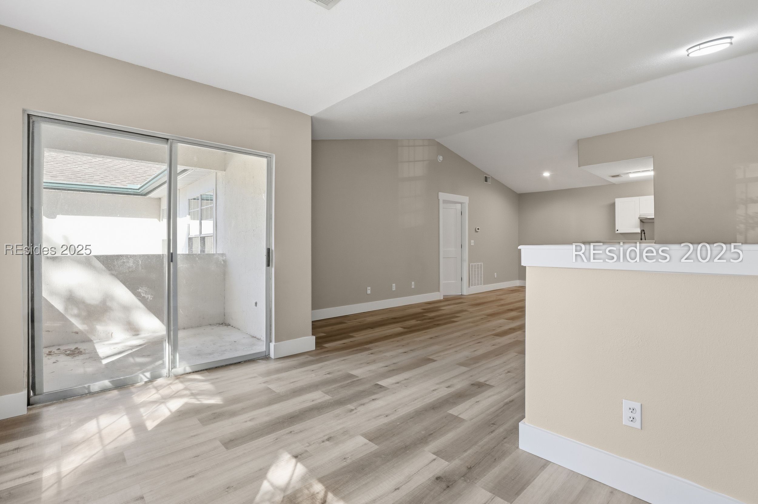 897 Fording Island Road, Unit 1005 Bluffton, SC 29910 - Photo 8 of 38