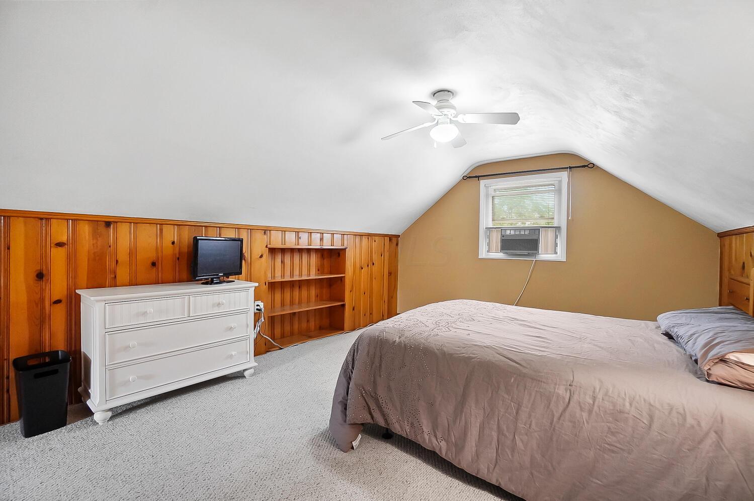 2532 Cranford Road Columbus, OH 43221 - Photo 28 of 45