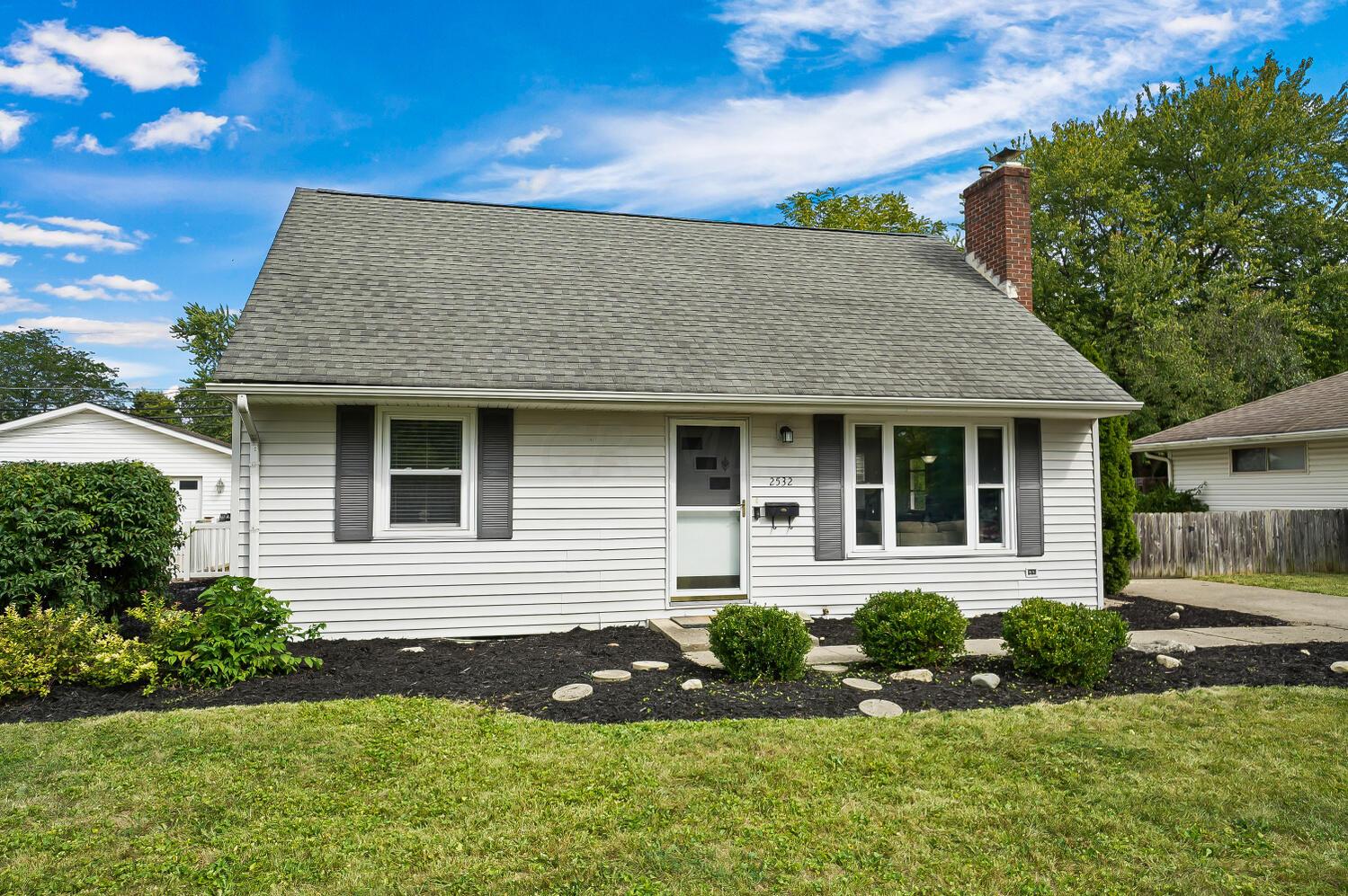 2532 Cranford Road Columbus, OH 43221 - Photo 3 of 45