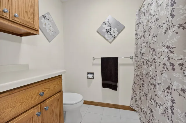 $565,000 | N3560 Oakwood Pass, New London, WI 54961