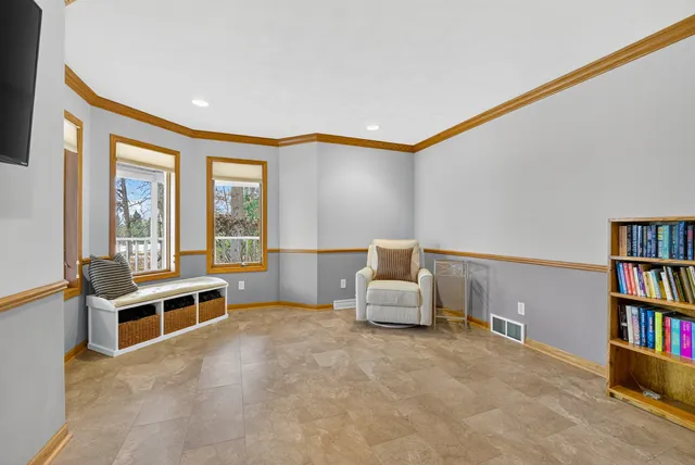 $565,000 | N3560 Oakwood Pass, New London, WI 54961