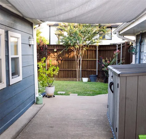 a view of a door of the house