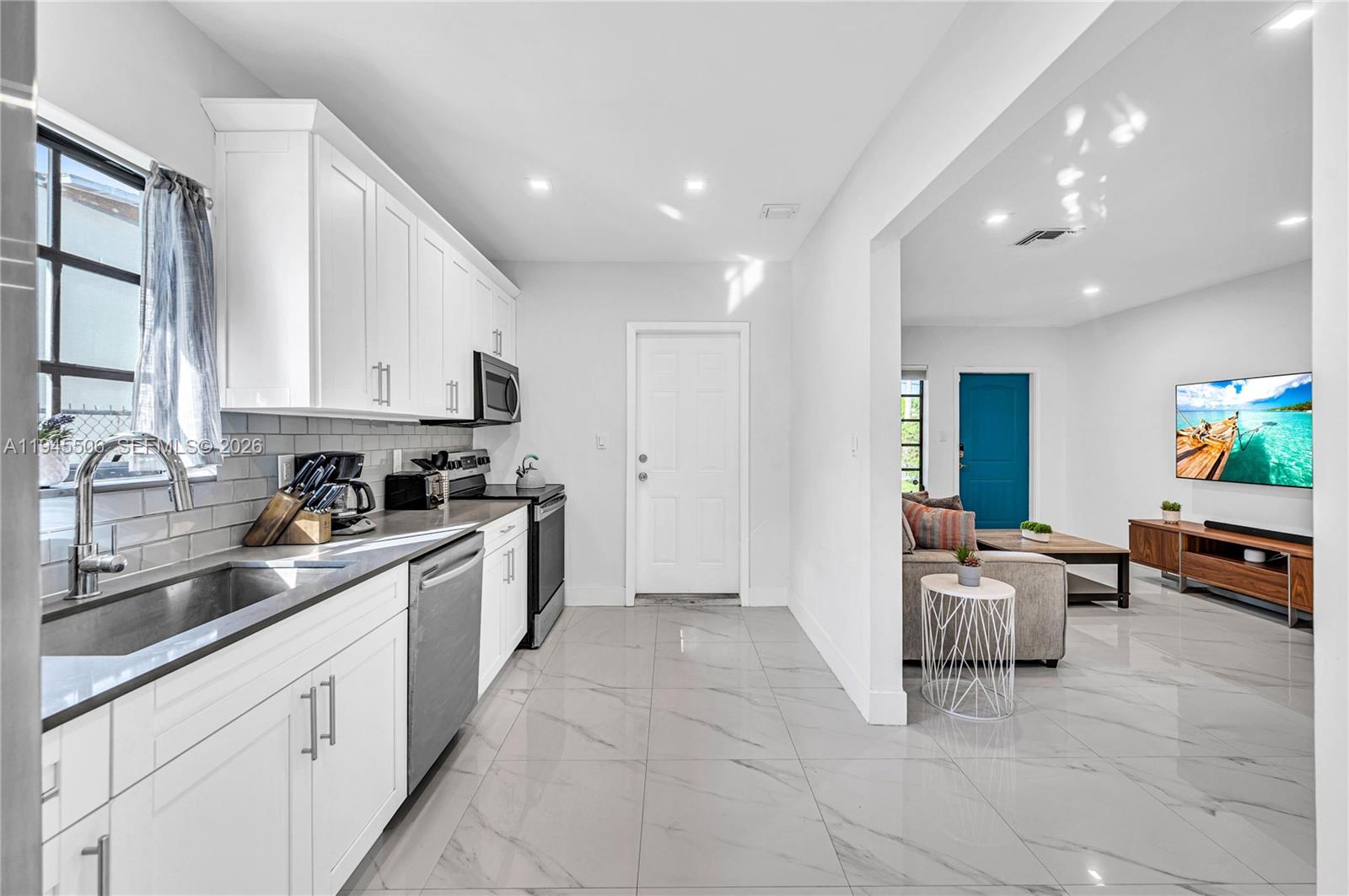 2560 Southwest 19th Terrace Miami, FL 33145 - Photo 11 of 30