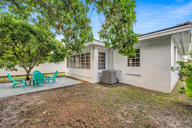 $795,000 | 2560 Southwest 19th Terrace, Miami, FL 33145