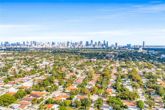 $795,000 | 2560 Southwest 19th Terrace, Miami, FL 33145