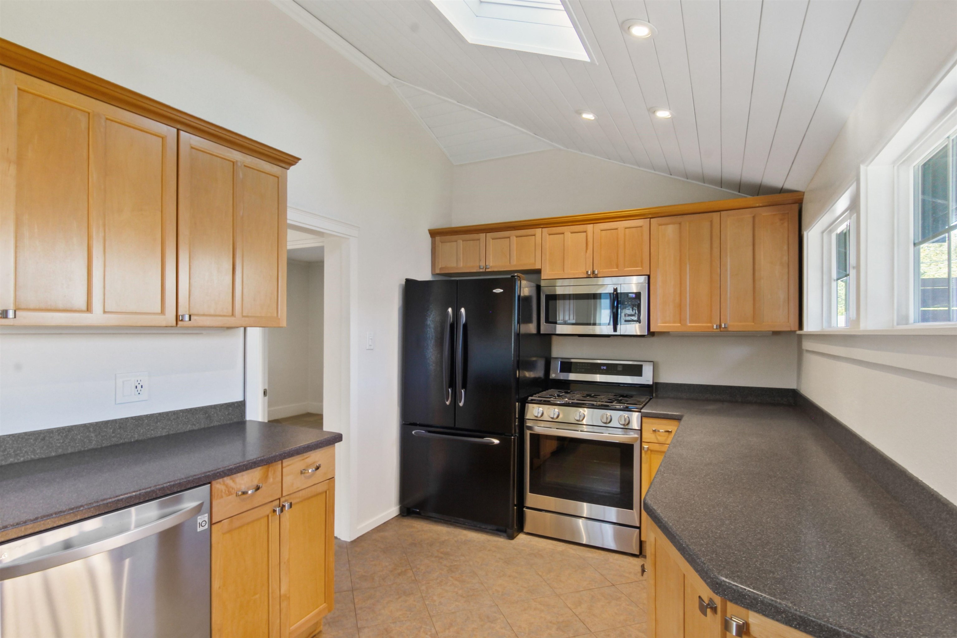 29 East 14th Avenue Spokane, WA 99202 - Photo 8 of 21