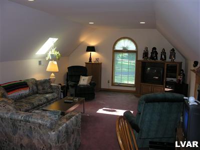 3755 Wilhelm Road Bethlehem, PA 18015 - Photo 20 of 25 Gallery Image 20