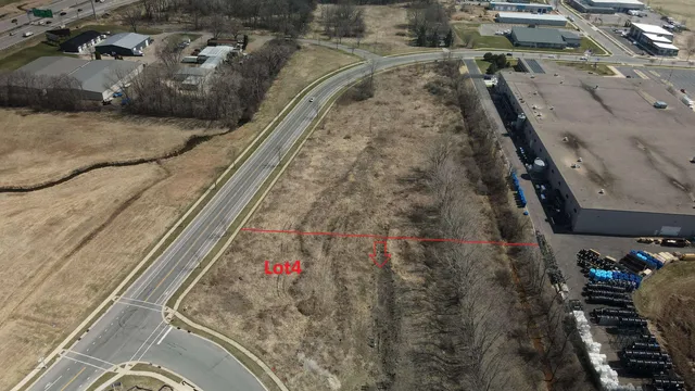 $599,900 | 3602 Agriculture Drive, Madison, WI 53718