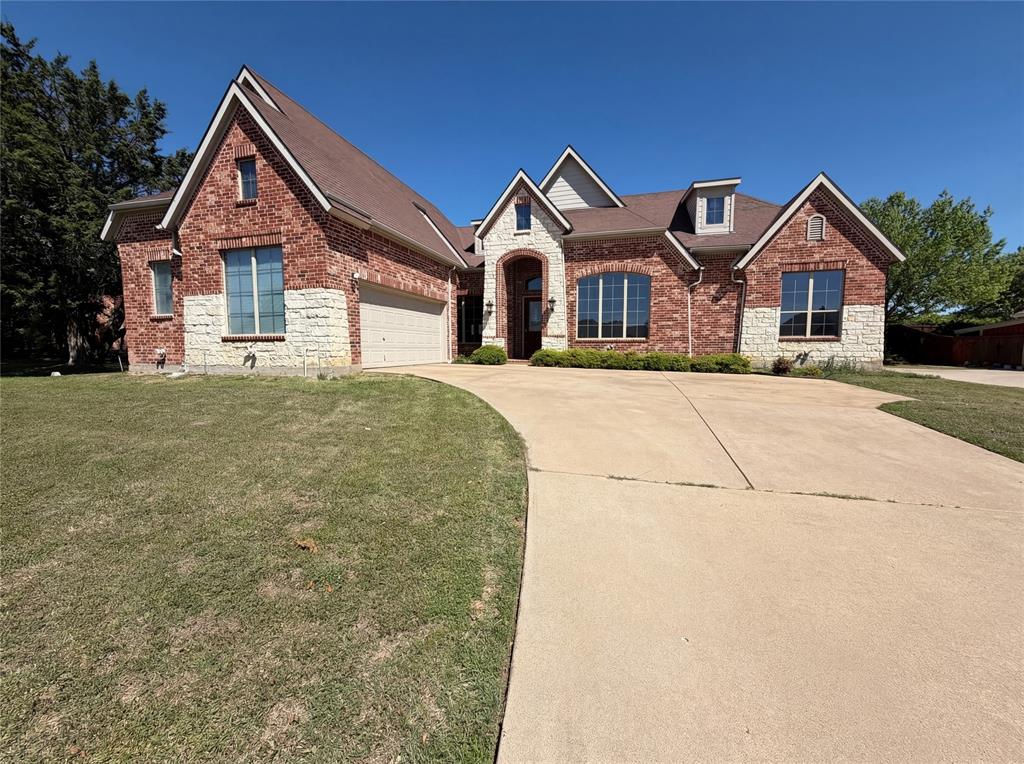 210 Billo Court Weatherford, TX 76087 - Photo 1 of 18