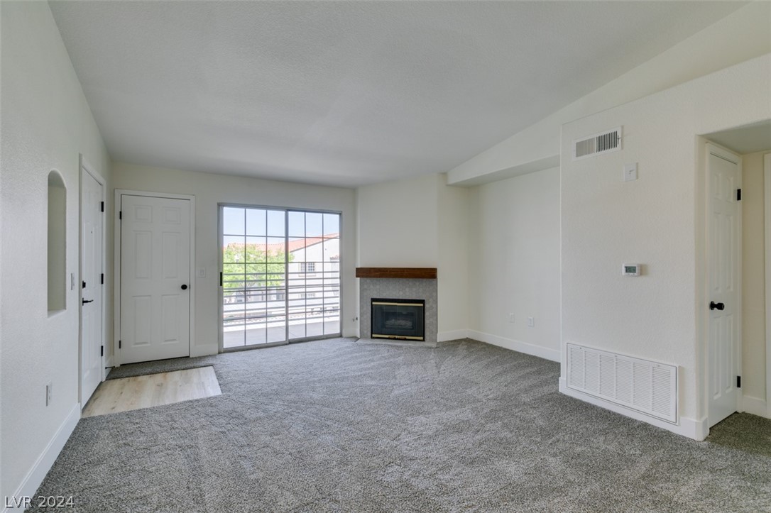 3318 North Decatur Boulevard, Unit 2060 Las Vegas, NV 89130 - Photo 11 of 36 Gallery Image 11