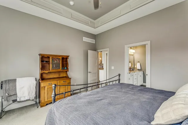 $599,900 | 1619 North Lakeside Drive, Andover, KS 67002