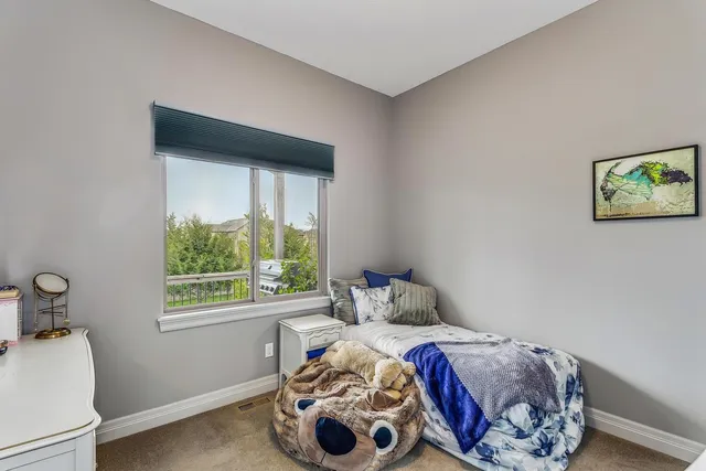 $599,900 | 1619 North Lakeside Drive, Andover, KS 67002