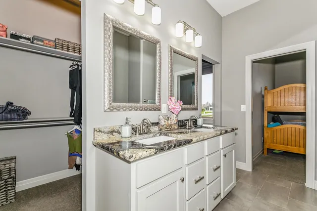 $599,900 | 1619 North Lakeside Drive, Andover, KS 67002