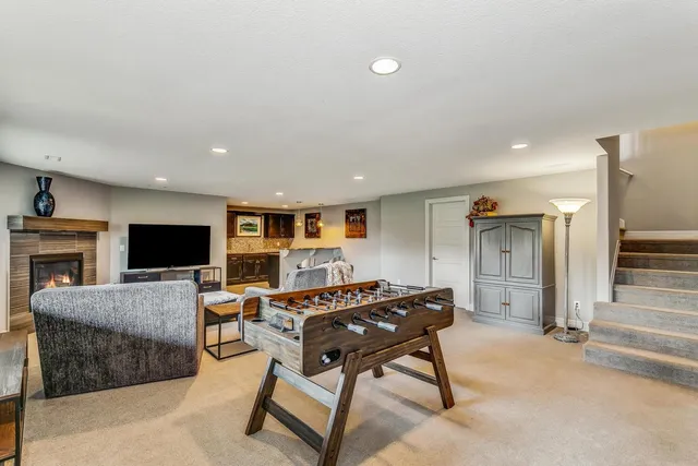 $599,900 | 1619 North Lakeside Drive, Andover, KS 67002